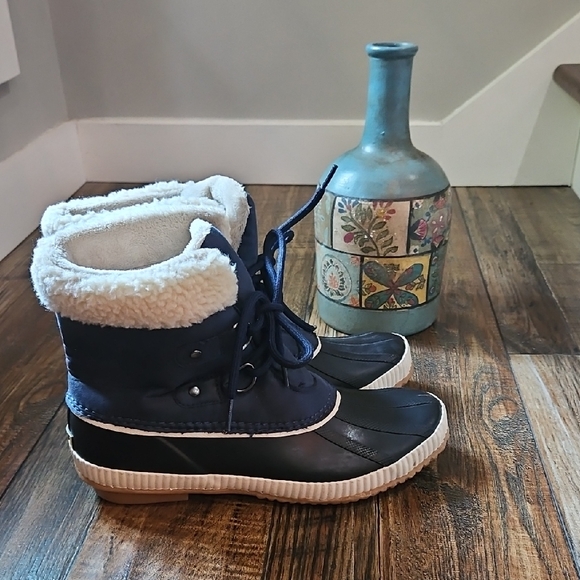 JBU Women's Navy Blue Rubber Waterproof Winter Rain Boots....Size 7.5 - Picture 1 of 7